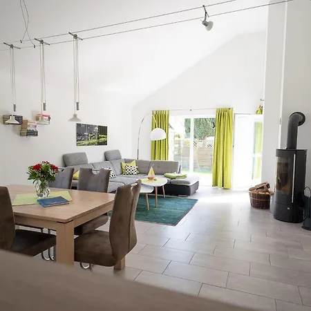 Ferienhaus * レヒリン